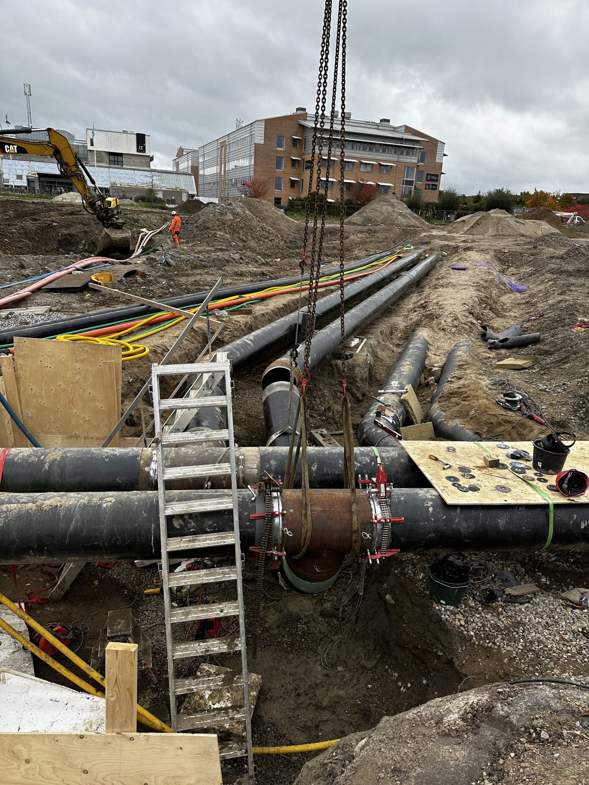 Piping installation – branch connection fitted but not yet welded on industrial pipeline